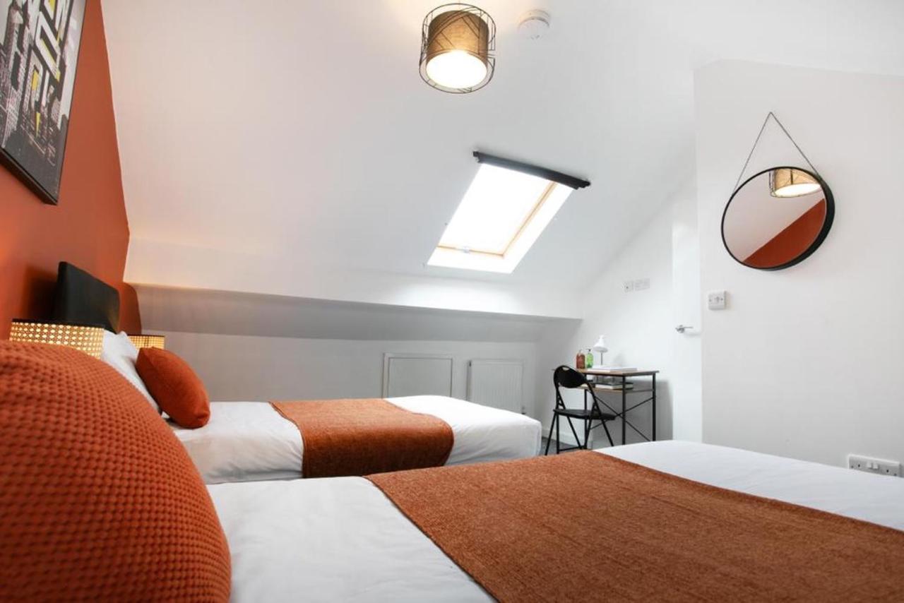 Spacious 2 Bedroom Apartments - 5 Mins From Qmc, Universities And City Centre! Nottingham Eksteriør bilde