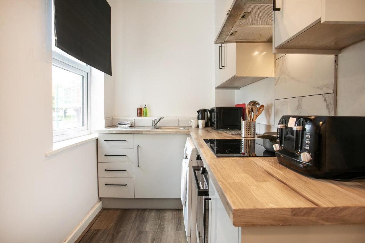 Spacious 2 Bedroom Apartments - 5 Mins From Qmc, Universities And City Centre! Nottingham Eksteriør bilde